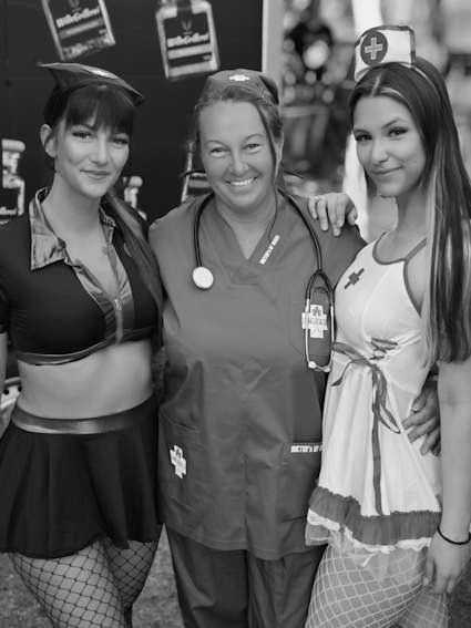 antemusic-wildpeachdolls-sw